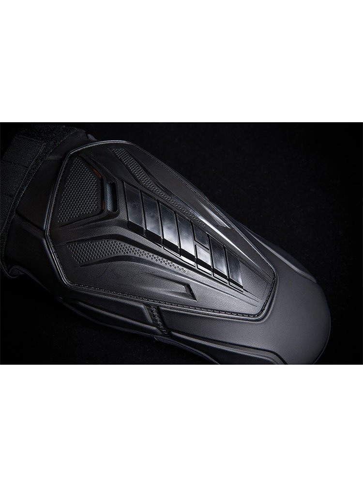 Ochraniacze łokci Icon Field Armor 3