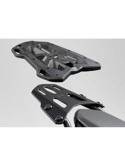 Zestaw: kufer centralny srebrny TRAX ADV + stelaż Alu-rack SW-Motech Honda CB1300 (03-09) / CB1300S (05-09) [pojemność 38 L]