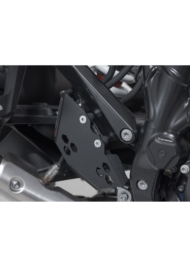 Osłona pompy hamulcowej SW-MOTECH KTM 1290 Super Adventure / S / R (21-)/ 1390 R/ S/ Evo (24-)