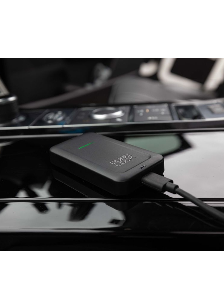 Bezprzewodowy adapter Quad Lock® CarPlay