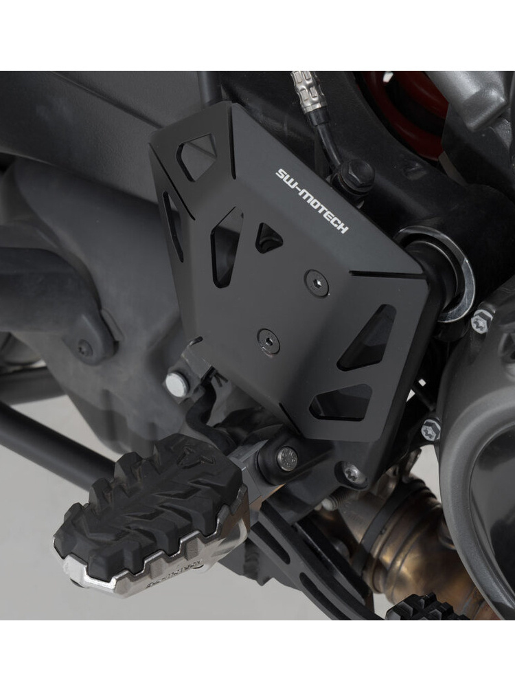 Osłona pompy hamulcowej SW-MOTECH Harley-Davidson Pan America (RA1250) RA1 (21-)/ ST (24-)