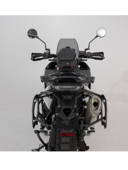 Zestaw: kufry boczne TRAX ADV + stelaże PRO 45/37 L Sw-Motech Husqvarna Norden 901 HQV N (21-), Norden 901 Expedition (23-) (pojemność 37 i 45 L) czarne