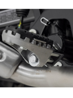 Podnóżki ION SW-Motech BMW R 1250 R (18-25) / RS (18-), R 1200 R / RS (14-18)/ Royal Enfield Himalayan 411 (21-) srebrne