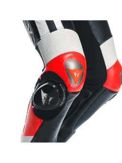 Kombinezon motocyklowy jednoczęściowy Dainese Mugello 3 D-Air® [z poduszką powietrzną] [wersja perforowana] czarno-czerwono-biały