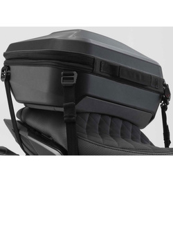 Plastikowy kufer centralny URBAN ABS SW-MOTECH mocowany za pomocą pasków [pojemność: 16-29l]
