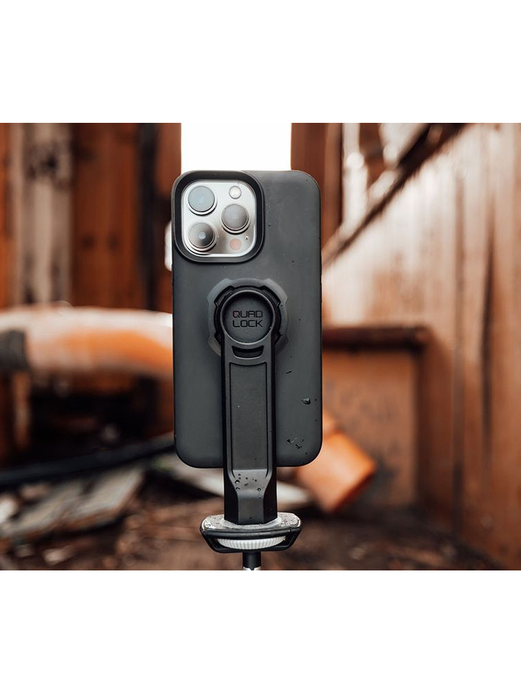 Zestaw: etui MAG na telefon iPhone 17 Pro Max (magnetyczne) oraz adapter do statywu Quad Lock