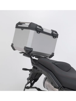 Zestaw: kufer centralny srebrny TRAX ADV + stelaż Adventure-rack SW-Motech Moto Guzzi V85 Strada (24-) [poj.: 38 L]