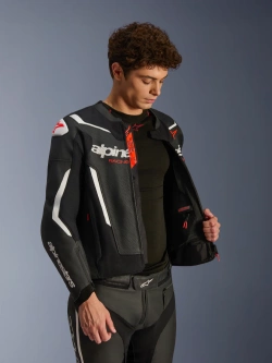 Kurtka motocyklowa skórzana Alpinestars GP Force Airflow v2 czarno-biała
