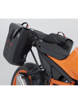 Sakwy wodoodporne SysBag WP M/M SW-MOTECH + stelaże SLC do KTM 1290 Super Duke R KTM Super Duke (19-),  Super Duke R 1390 / Evo (24-)[pojemność: 2 x 17-23 l]