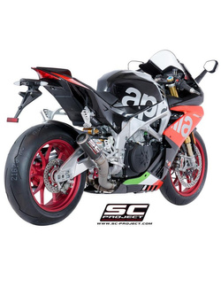 Tłumik CR-T High Position Carbon Fiber SC-Project z siatką na rurze wylotowej do Aprilia RSV4 RF/RR 2018