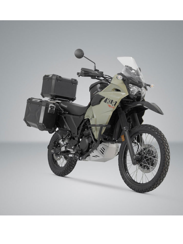 Zestaw: kufry boczne 37/45/38 + kufer centralny TRAX ADV + stelaże SW-MOTECH do motocykla Kawasaki KLR 650 / S (22-), czarne