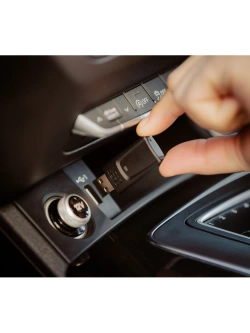 Bezprzewodowy adapter Quad Lock CarPlay/Android Auto