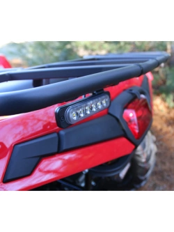 Mocowanie błotnika Denali do kapsuł DRL i B6 Visibility Pods