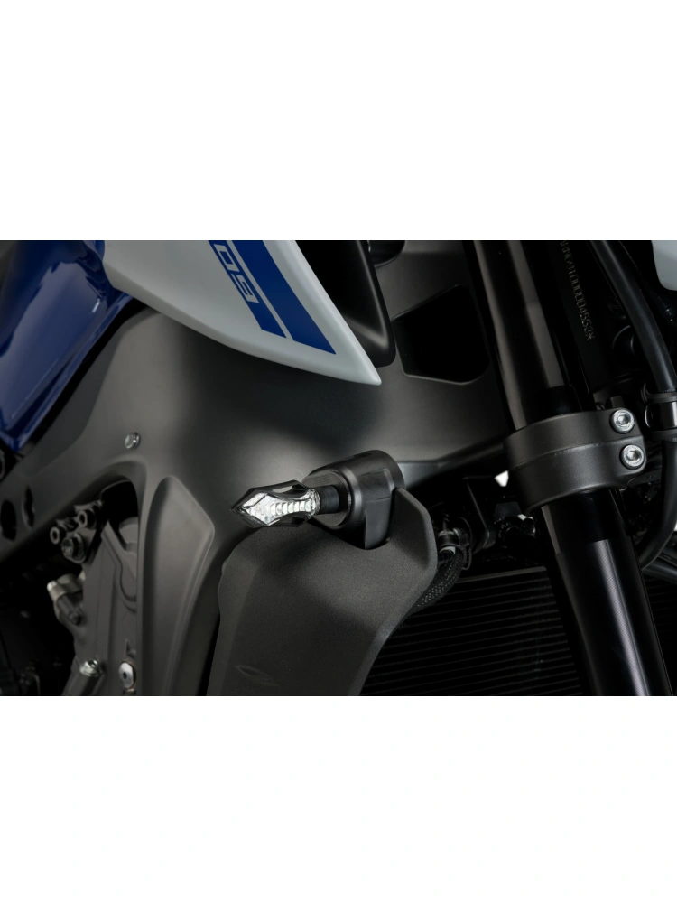 Uchwyty PUIG do kierunkowskazów przednich Honda CBR600RR (24-25), MT-09/SP/Y-AMT (21-), YZF-R3/YZF-R9 (25-)