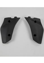 Osłony chłodnicy UFO do Husqvarna CR/WR 125 (06-08), CR/WR 250 (06-13), WR 300 (09-13) czarne