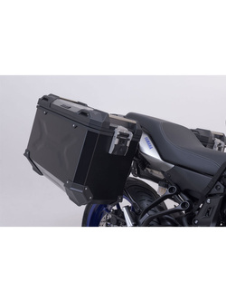 Zestaw: kufry boczne + stelaże PRO TRAX ADV SW-Motech Yamaha MT-07 Tracer (16-23) [poj.: 2 x 37 L] czarne
