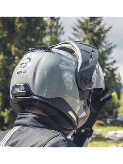 Zestaw: Kask szczękowy Schuberth E2 szary + dedykowany interkom motocyklowy