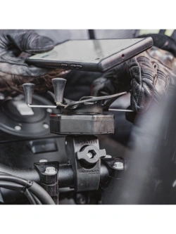 Uchwyt na telefon RAM X-Grip duży z adapterem tłumiącym wibracje i klamrą zaciskową Tough-Claw