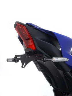 Mocowanie tablicy rejestracyjnej R&G Yamaha R7 (22-25) czarne