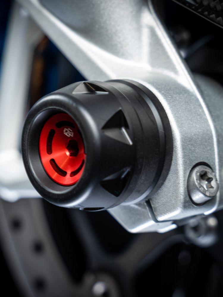 Crashpady przedniej osi GILLES GTA-F-BM03 BMW (wybrane modele) czerwone