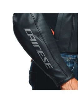 Kurtka motocyklowa skórzana Dainese Racing 4 perforowana czarno-czerwona