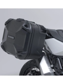 Zestaw: kufry boczne DUSC L + stelaże PRO SW-Motech Honda X-ADV 750 RH21 (24-) [poj.: 2 x 41l]