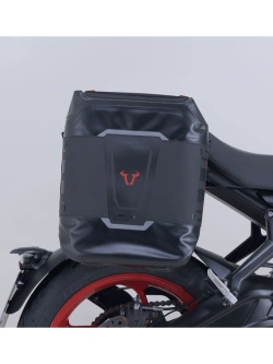 Zestaw sakw motocyklowych SideBag WP ze stelażami SW-Motech Triumph Trident 660 (21-25) [poj.: 2 x 16l]