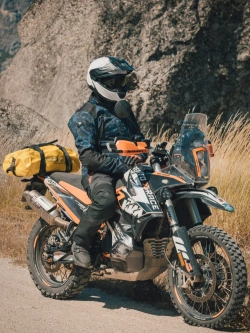 Kask adventure Nexx X.Lifecountry Plain biały