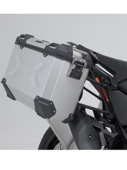 Zestaw: kufry boczne TRAX ADV + stelaże PRO 45/37 L Sw-Motech KTM 1290 Super Adventure R / S (21-)/ 1390 R/ S/ Evo (24-) (pojemność 37 i 45 L) srebrne