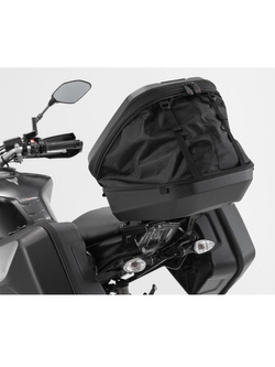 Zestaw: kufer centralny plastikowy Urban ABS + stelaż Adventure-Rack SW-MOTECH Suzuki V-Strom 650/XT (16-) V-Strom 1000/XT (14-19), V-Strom 1050/XT (19-), V-Strom 1050 DE (23-) [poj.: 16-29l]
