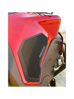 Tankpady boczne ONEDESIGN Ducati Multistrada V2/ S (25-) karbonowe, czarne
