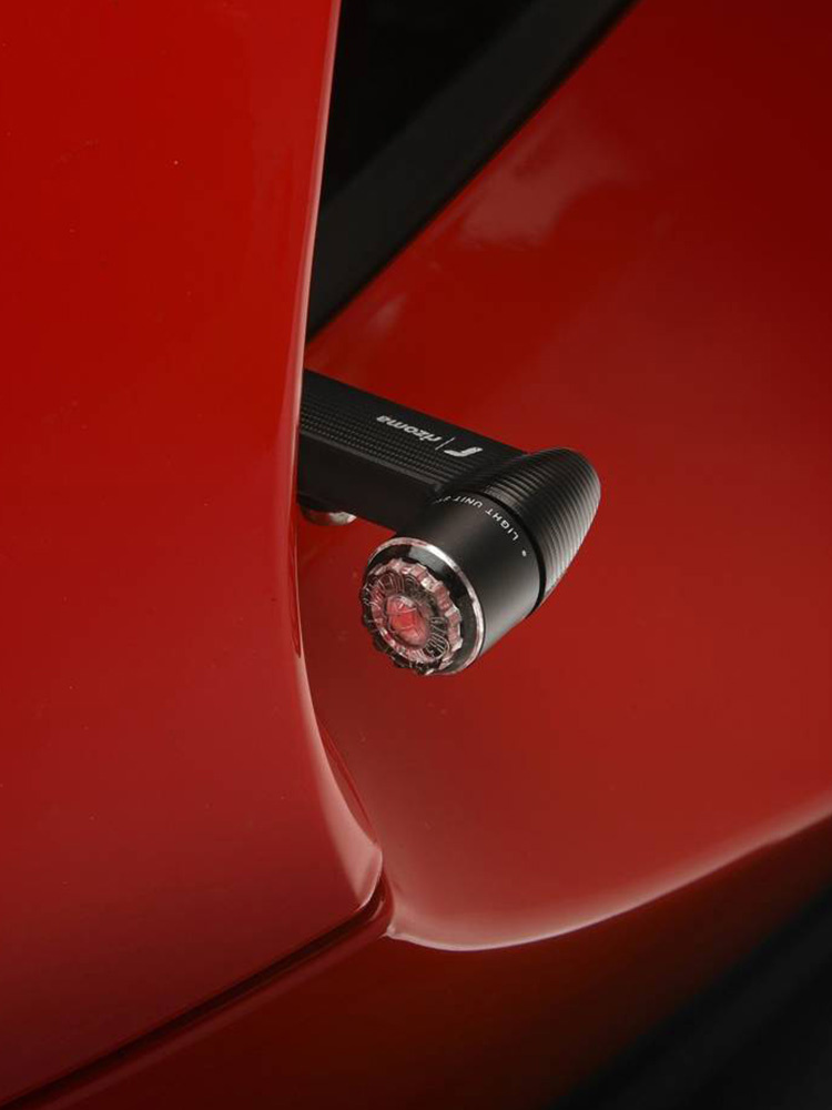 Zestaw montażowy do kierunkowskazów Light Unit na owiewce Rizoma czarny