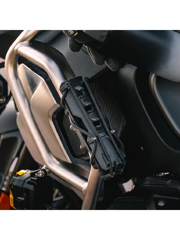 Uchwyt motocyklowy na bidon LOBOO czarny