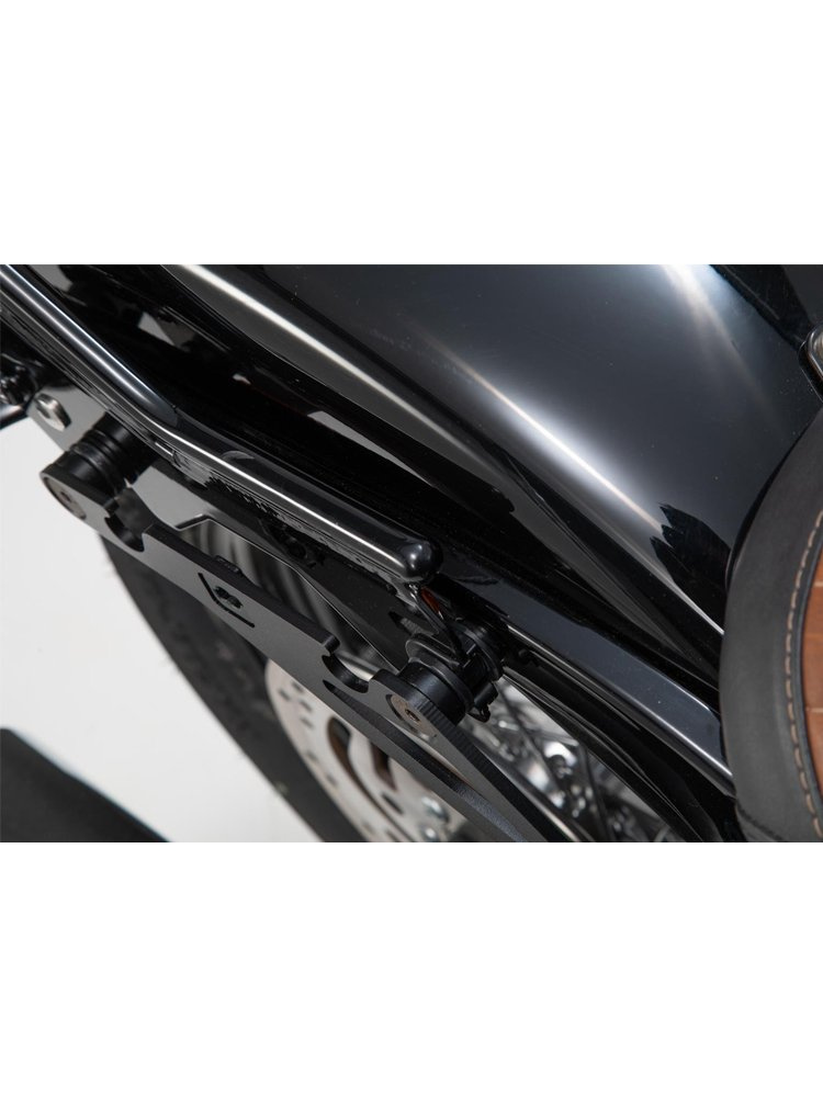Zestaw montażowy do bocznych kufrów SLH HARLEY-DAVIDSON Softail Breakout / Deluxe S (FXBRS) ST1 (17-20), Softail Low Rider (17-), Softail Slim (FLSL)