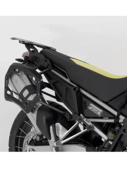 Zestaw: kufry boczne DUSC M i L + stelaże PRO SW-Motech Aprilia Tuareg 660 (21-) [poj.: 33l + 41l]