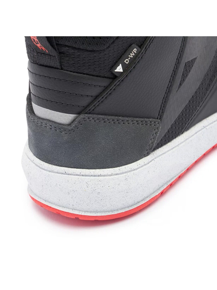 Buty motocyklowe Dainese Suburb D-WP czarno-biało-czerwone