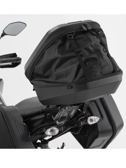 Zestaw: kufer centralny plastikowy Urban ABS + stelaż SW-MOTECH Suzuki SV650 ABS WCX0/WCX1 (15-)/ SV 650 X (18-25) [pojemność 16-29 L ]