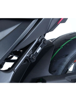 Zaślepka podnóżka R&G do Suzuki GSR 750 (11-)/ GSX-S 750 (17-)/ GSX 250 R (17-) (na lewą stronę) 