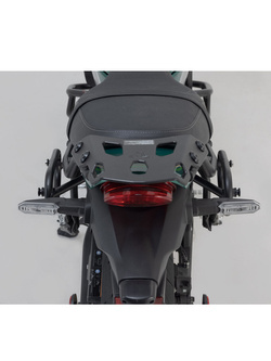 Zestaw: kufry boczne plastikowe Urban ABS + stelaże SLC Sw-Motech Kawasaki Z650 RS (21-) [pojemność: 2 x 16,5l]