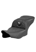 Kanapa motocyklowa dla kierowcy i pasażera Saddlemen Roadsofa DS Extended Reach Harley Davidson Road Glide/ Street Glide (wybrane modele) (23-) czarno-biała