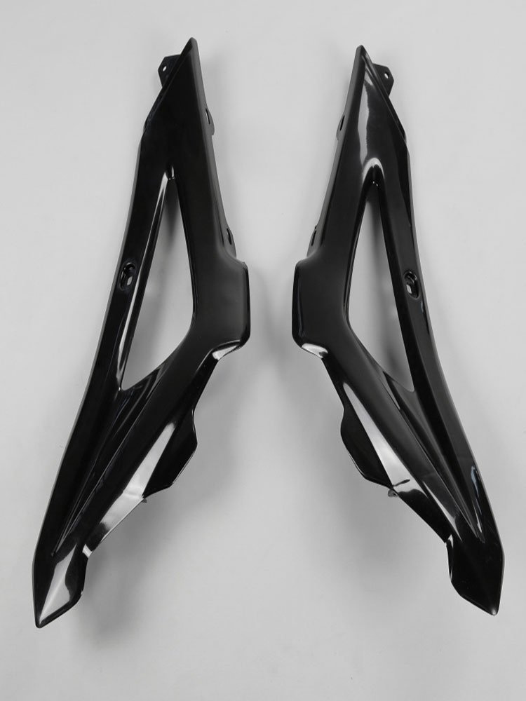 Osłony chłodnicy UFO do Husqvarna CR/WR 125 (06-08), CR 250 (06-13), TC 250/310/449/499/510 (05-07), TE-TX 250 (05-07), TE-TX 250 (05-07), WR 300 (09-13), TE 310/449/499/510/610 (05-07) czane