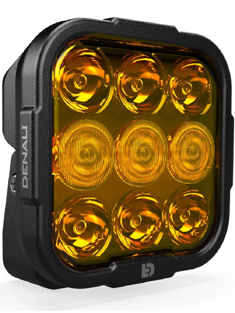 Światło drogowe Denali DL9 z technologią Datadim bursztynowe
