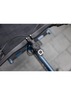 Zestaw rowerowy: etui MAG na telefon iPhone 17 (magnetyczne) + mocowanie Quad Lock