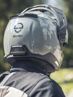 Zestaw: Kask szczękowy Schuberth E2 szary + dedykowany interkom motocyklowy
