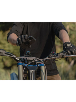 Zestaw na motocykl: etui na telefon iPhone 14 Pro + mocowanie Quad Lock