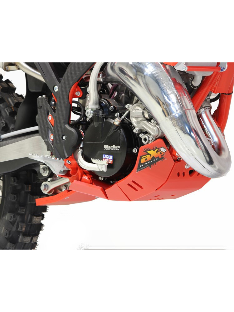 Płyta pod silnik AXP Racing Xtrem Beta 125RR/200RR/Race (23-), 125R/200RR XPRO (25-) z osłoną podnośnika czerwona