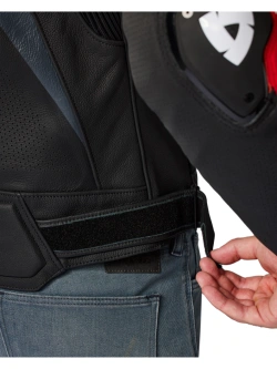 Kurtka motocyklowa skórzana REV’IT! Hyperspeed 3 Pro czarno-czerwona