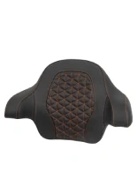 Oparcie pasażera do siedzenia Saddlemen Roadsofa Tri-Gripper Harley Davidson (wybrane modele) (14-25) czarno-pomarańczowe [do kufra centralnego King Tour-Pak]