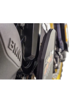 Płyta pod silnik AXP Racing Adventure BMW F900GS/Adventure (24-) czarna