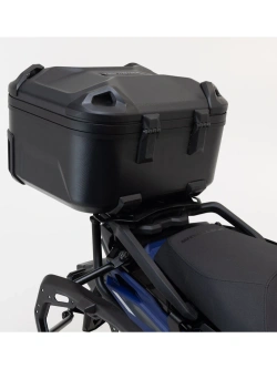 Zestaw: kufer centralny DUSC L + stelaż Adventure-rack CF Moto 800MT (21-) [poj.: 41l]